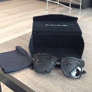 Blanc eclare black square New York style sunglass